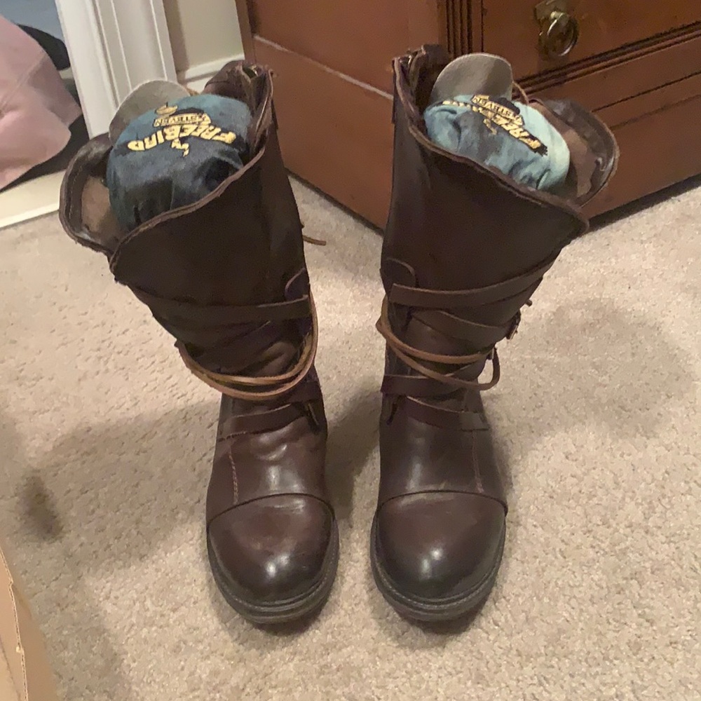 Freebird Moon Olive boots